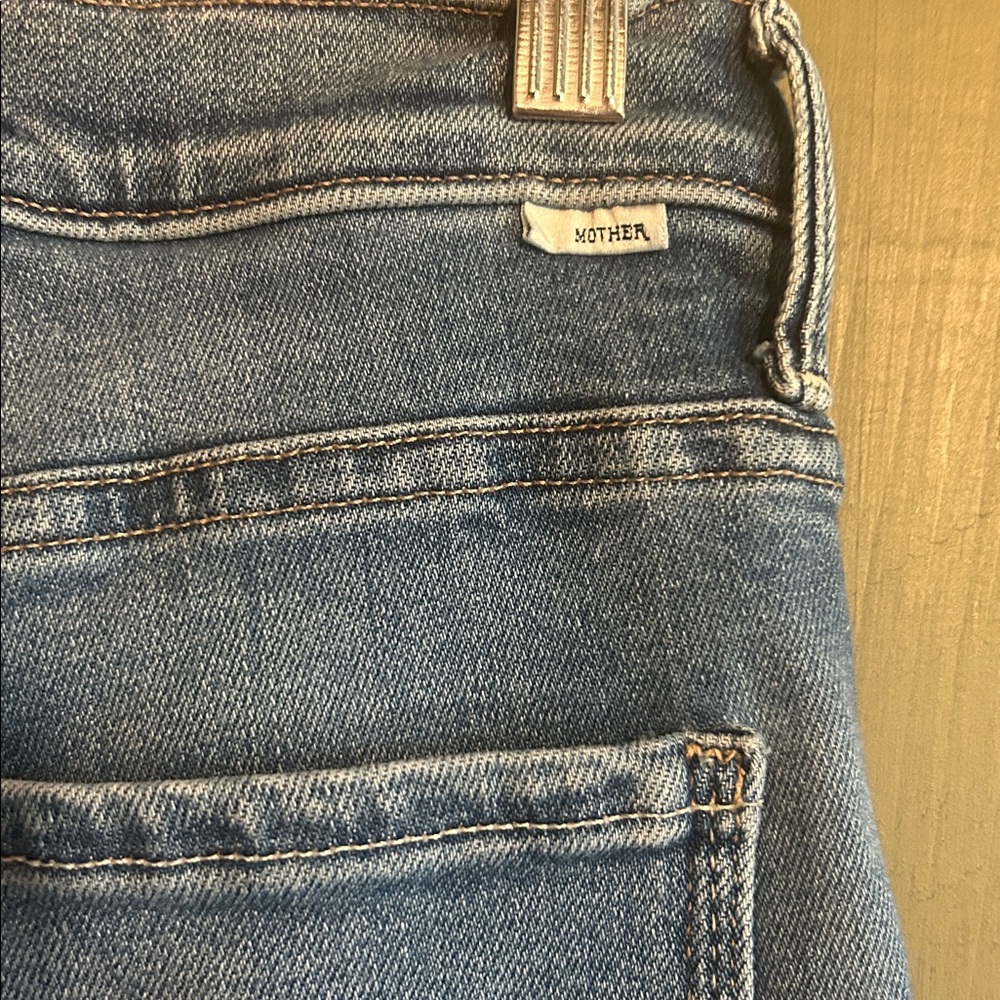 MOTHER Denim with Frayed Hem - Picture 4 of 6
